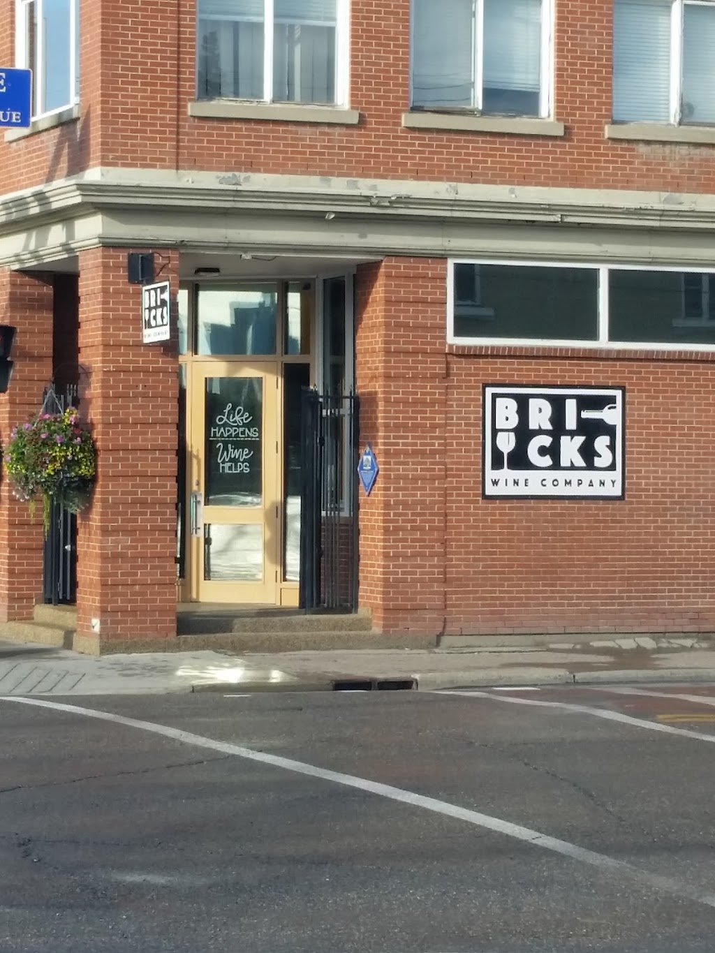 Bricks Wine Company | 902 9 Ave SE #101, Calgary, AB T2G 0S4, Canada | Phone: (587) 535-9463