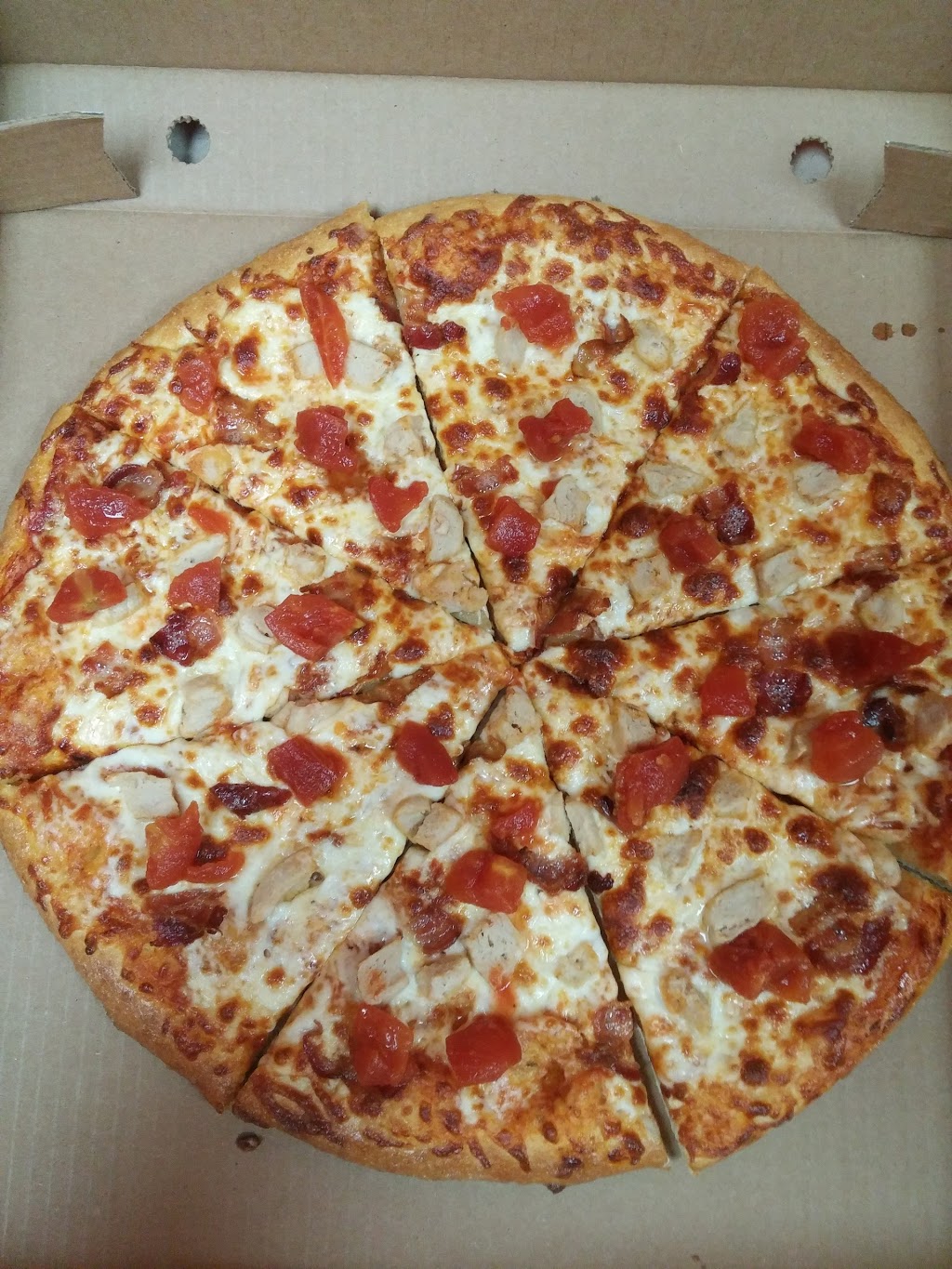 Lil Tigers Pizzeria Gananoque | 125 King St E, Gananoque, ON K7G 1G3, Canada | Phone: (613) 929-8646