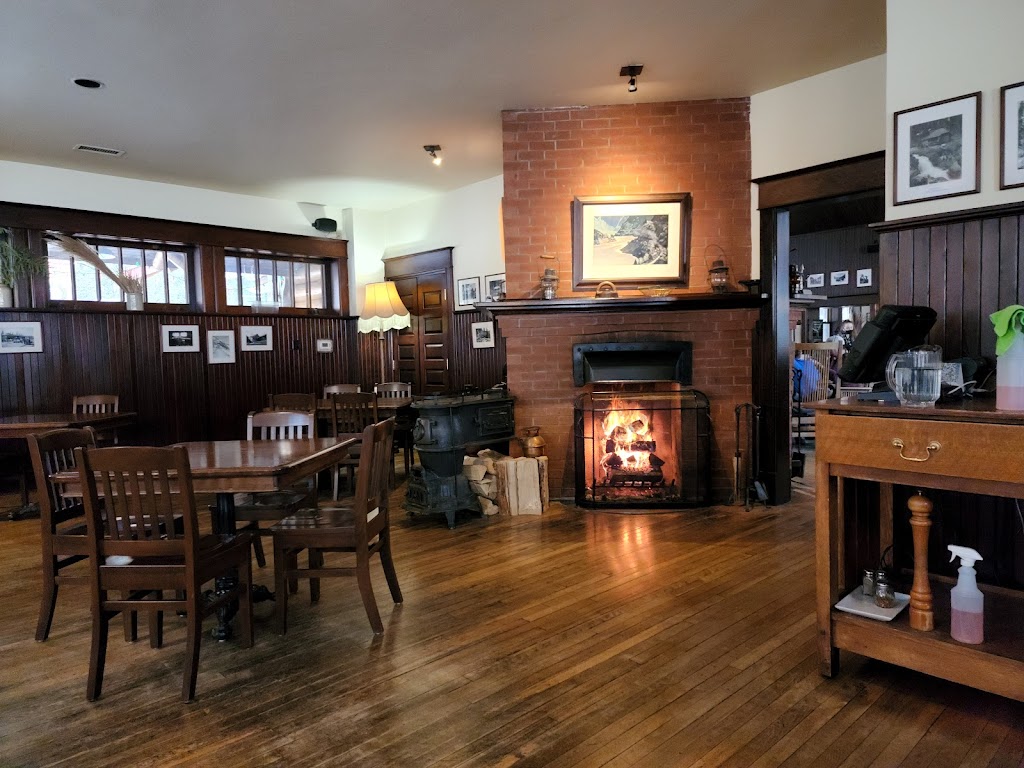 Lake Louise Railway Station & Restaurant | 200 Sentinel Rd, Lake Louise, AB T0L 1E0, Canada | Phone: (403) 522-2600