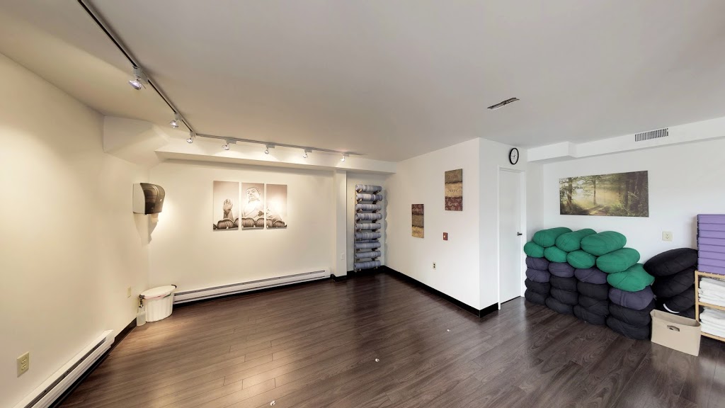 Inner Soul Yoga & Cycle | 190 Colonnade Rd #19, Nepean, ON K2E 7J5, Canada | Phone: (613) 226-9642