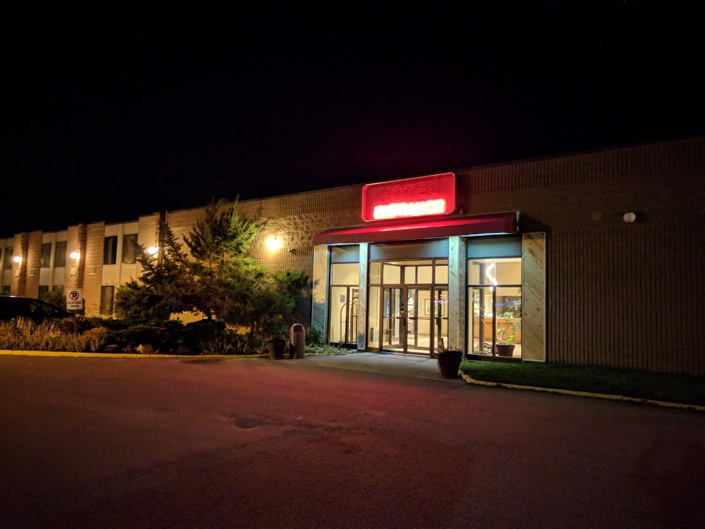 The Admiral Inn & Conference Center | 1754 Ontario 7 west, Lindsay, ON K9V 4R2, Canada | Phone: (705) 328-1743