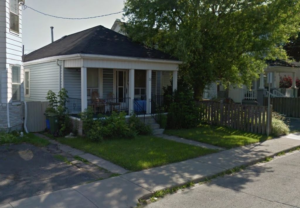 Real Estate 911 | 262 Ottawa St N, Hamilton, ON L8H 1R1, Canada | Phone: (416) 201-1974