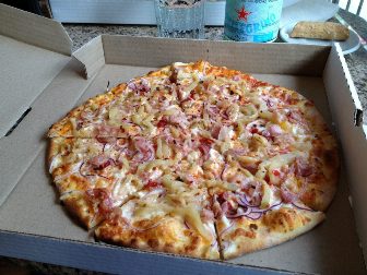 Fourth Street Pizza | 2107 4 St SW, Calgary, AB T2S 1W8, Canada | Phone: (403) 229-0422