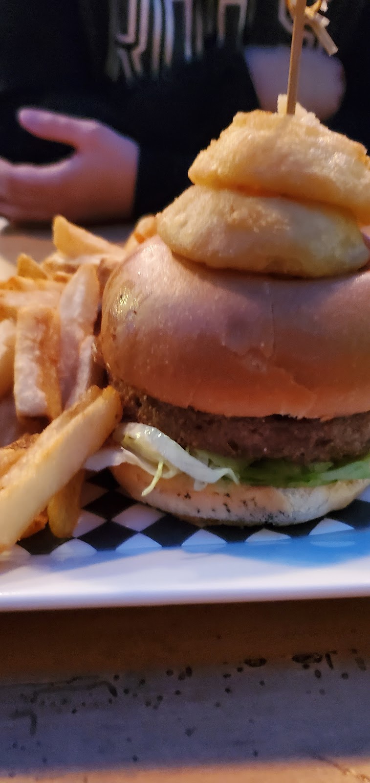 The Stout Monk | 478 Dundas St W #1, Oakville, ON L6H 6Y3, Canada | Phone: (905) 257-4004