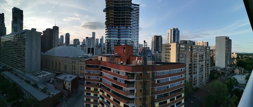 365 Church Street Condos (Menkes Developments) | 365 Church St, Toronto, ON M5B 0B5, Canada | Phone: (416) 591-7700
