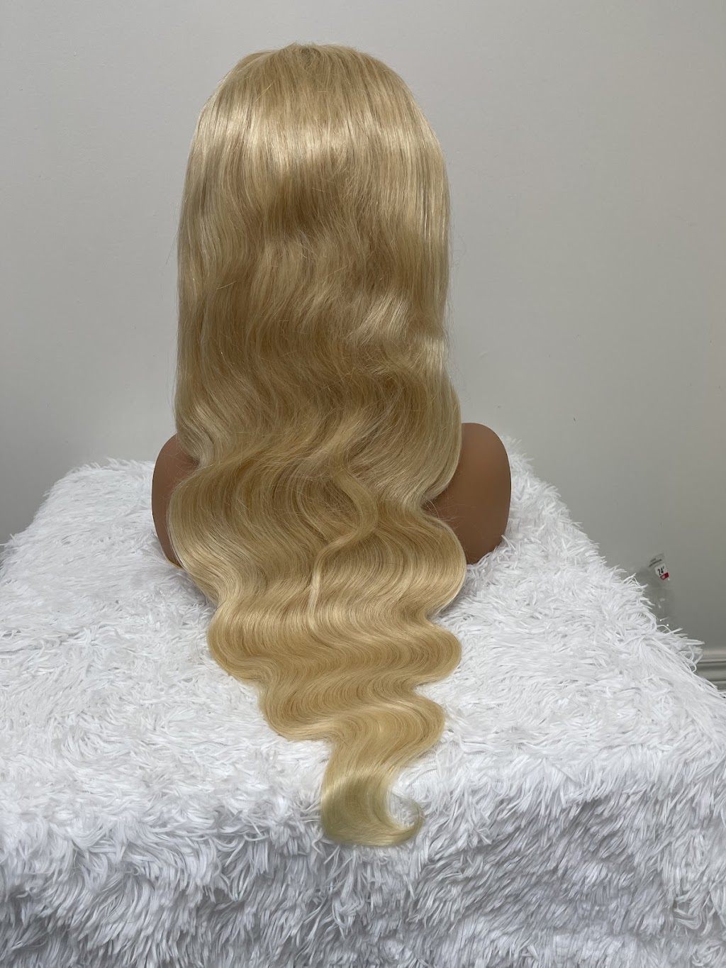 Diva Human Hair | 7690 Woodbine Ave, Markham, ON L3R 2N2, Canada | Phone: (437) 533-0576