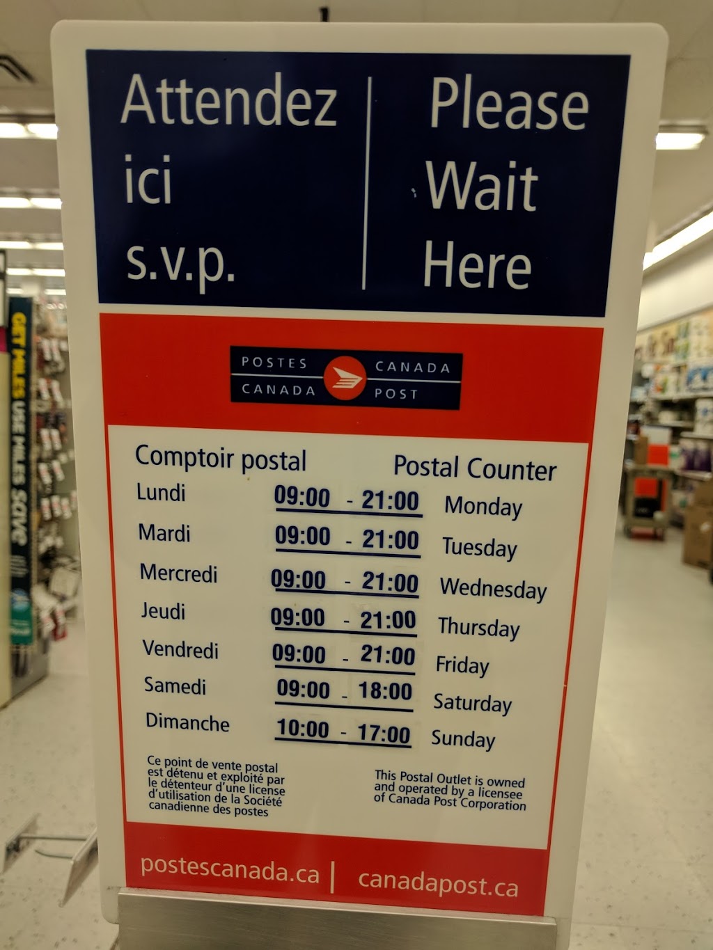 Canada Post | 676 Portage Ave, Winnipeg, MB R3G 0M0, Canada | Phone: (204) 774-7444