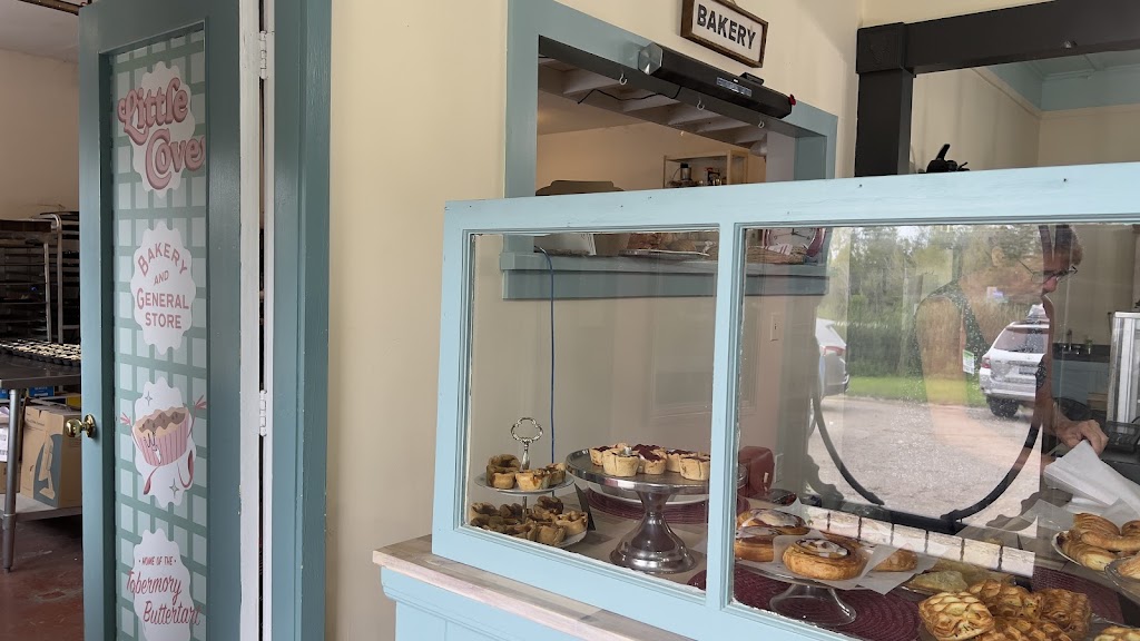 Little Cove Bakery | 4 Warner Bay Rd, Tobermory, ON N0H 2R0, Canada | Phone: (519) 596-8399