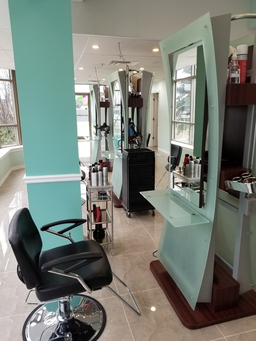 Plush by Marina | 1700 Eglinton Ave E Unit A6, North York, ON M4A 2X4, Canada | Phone: (416) 839-8664