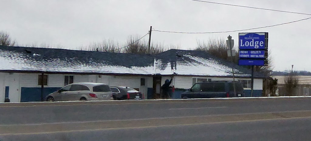 Headwaters Lodge | 21206 Hurontario St, Caledon, ON L7K 1X1, Canada | Phone: (519) 942-4440