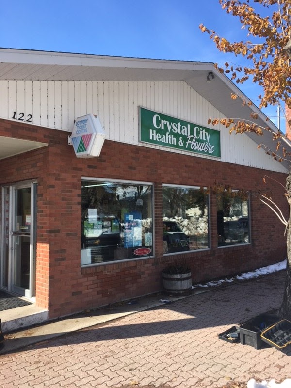 Crystal City Health & Flowers | 122 Broadway St, Crystal City, MB R0K 0N0, Canada | Phone: (204) 873-2176