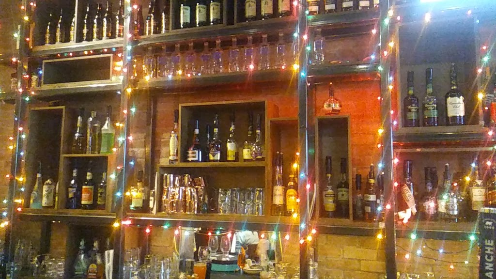 Resto Pub La Méchante Virée | 1463 local 103, Boulevard Lionel-Boulet, Varennes, QC J3X 3P7, Canada | Phone: (450) 985-1421