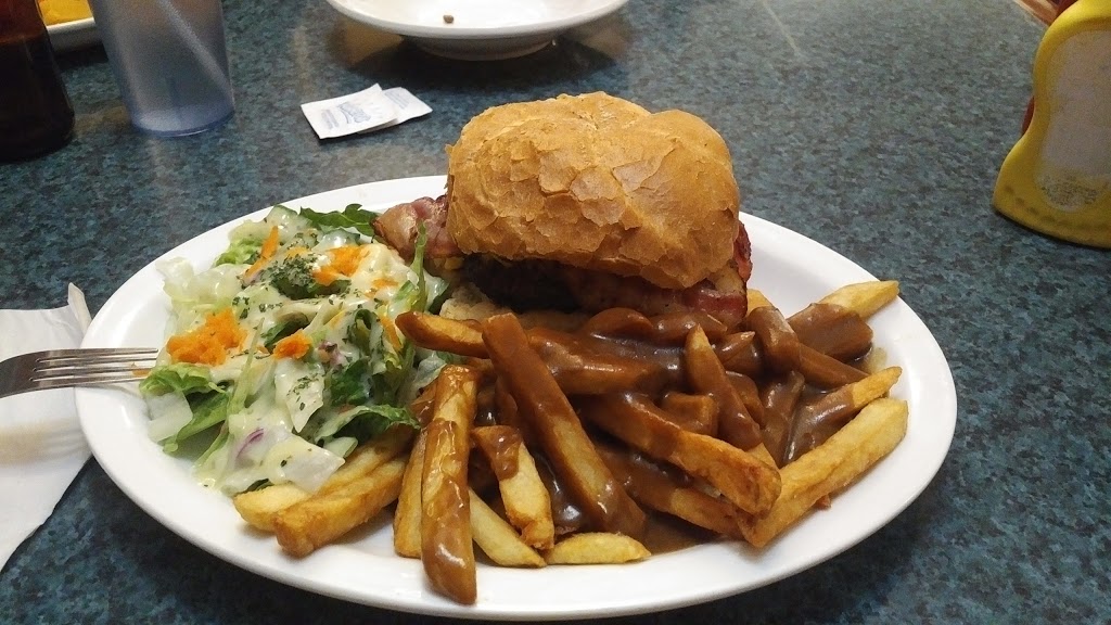 Gourmet Restaurant | 10511 ON-7, Carleton Place, ON K7C 0C4, Canada | Phone: (613) 257-2887