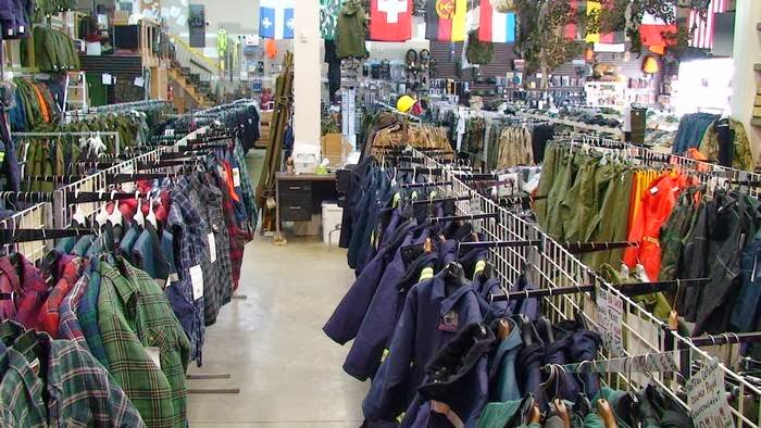 On the General Army Surplus | 2305 Boulevard Barrette, Lourdes-de-Joliette, QC J0K 1K0, Canada | Phone: (450) 752-0203