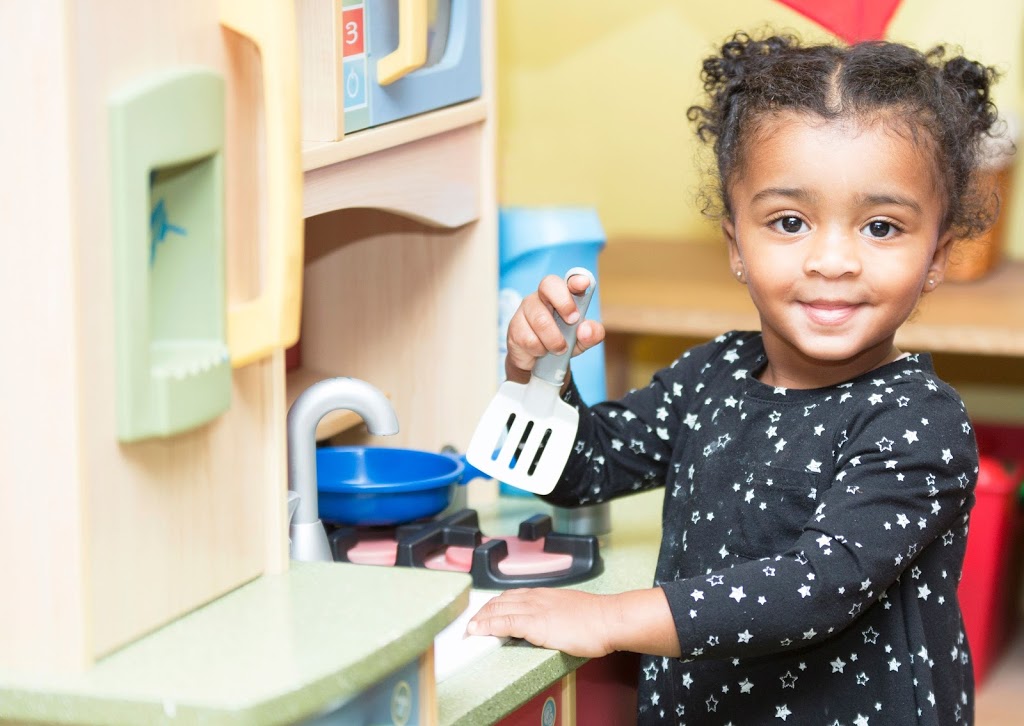 Wee Watch Licensed Home Child Care St Catharines | 6937 Kelly Dr, Niagara Falls, ON L2H 3J8, Canada | Phone: (905) 371-2012