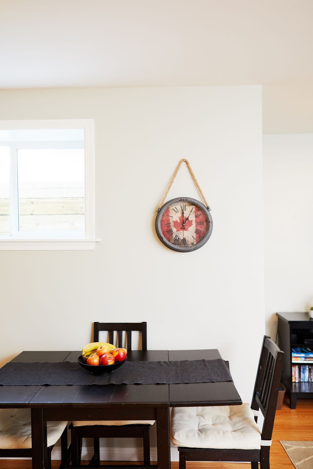 Cozy Creekside Bed and Breakfast | 482 Grotto Rd, Canmore, AB T1W 1J2, Canada | Phone: (403) 679-1790