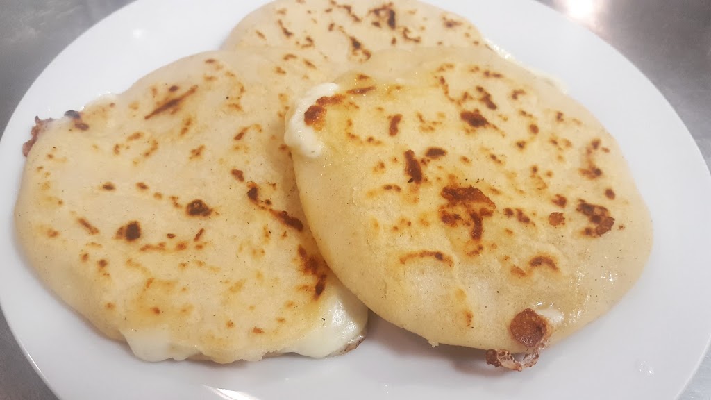 Panchita’s Kitchen And Bakery | 1300 Finch Ave W, North York, ON M3J 3K2, Canada | Phone: (647) 350-3999