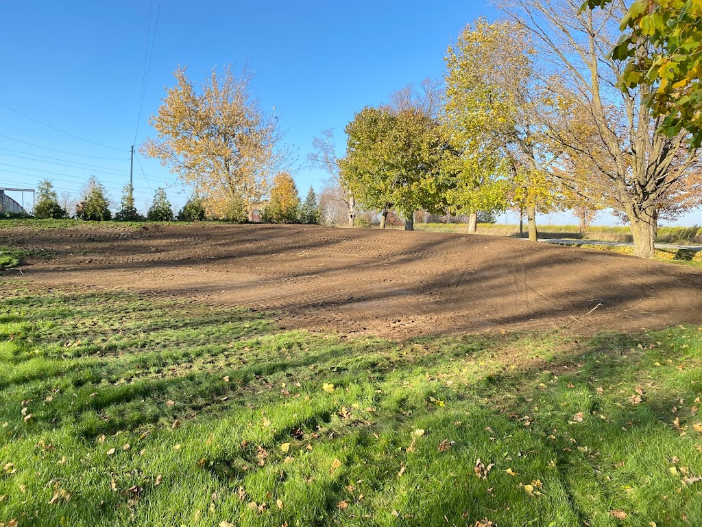 Station Dirt | 6417 2 Line, Fergus, ON N1M 2W5, Canada | Phone: (519) 820-2201