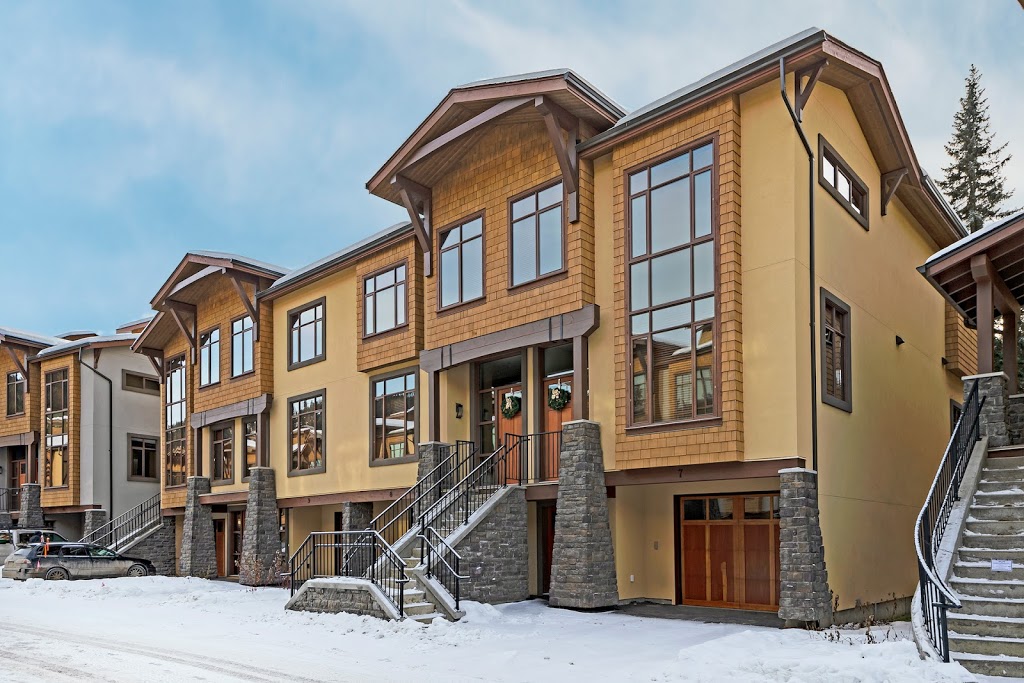 Fire and Ice Village Walk Sun Peaks | #7, 8 3280 Village Way, Sun Peaks, BC V0E 5N0, Canada | Phone: (604) 808-1586