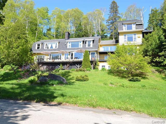 The Great Chalet | 234 Rue St Venant, Sainte-Agathe-des-Monts, QC J8C 2Z7, Canada | Phone: (819) 326-2626