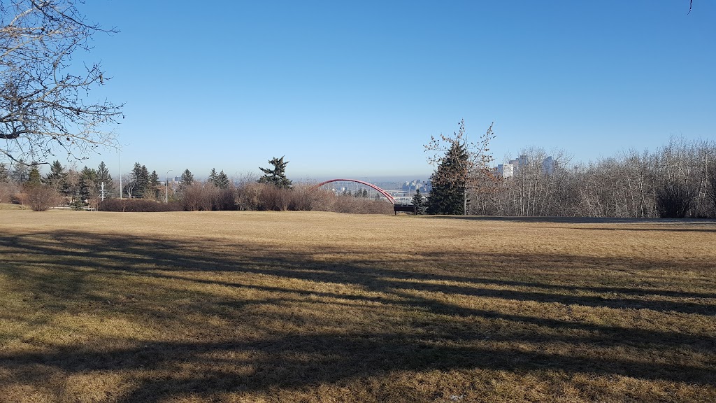 Shaganappi Off Leash Area | 1418 25a St SW, Calgary, AB T3C 1J8, Canada