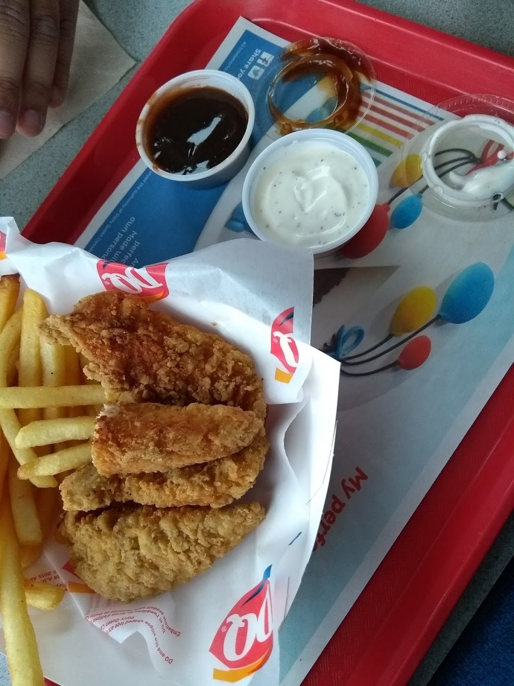 Dairy Queen | 1641 Lakeshore Rd W, Mississauga, ON L5J 1J4, Canada | Phone: (905) 822-8352