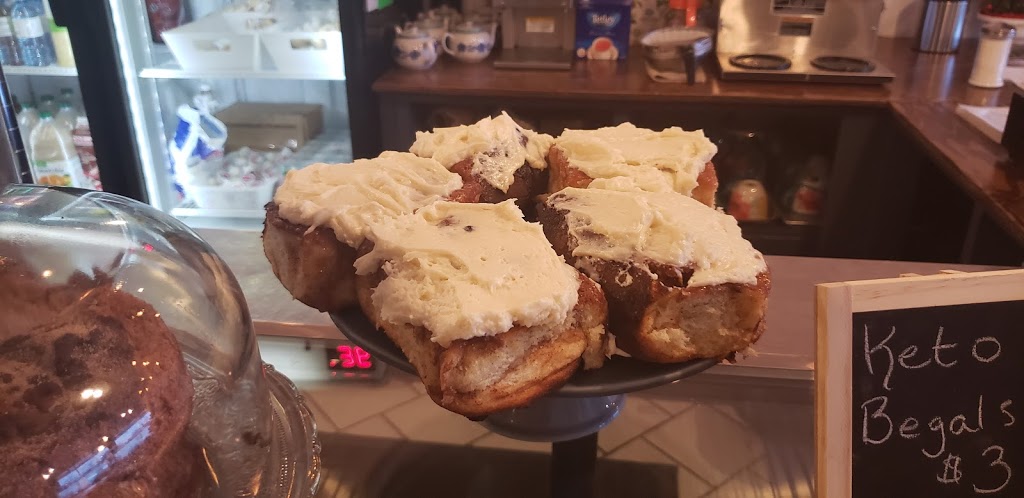 Sugar Maple RESTAURANT | 89A Ontario Rd, Mitchell, ON N0K 1N0, Canada | Phone: (519) 348-0953