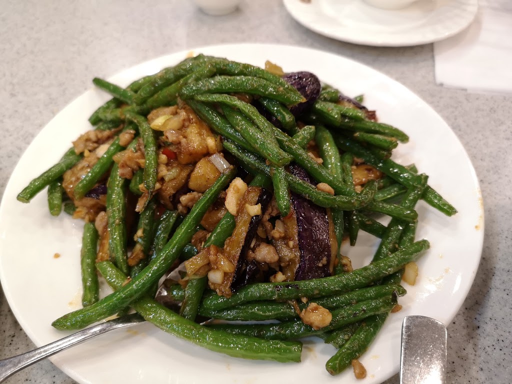 Golden Lion Fusion Restaurant | 539 Bur Oak Ave, Markham, ON L6C 3E5, Canada | Phone: (905) 888-6789