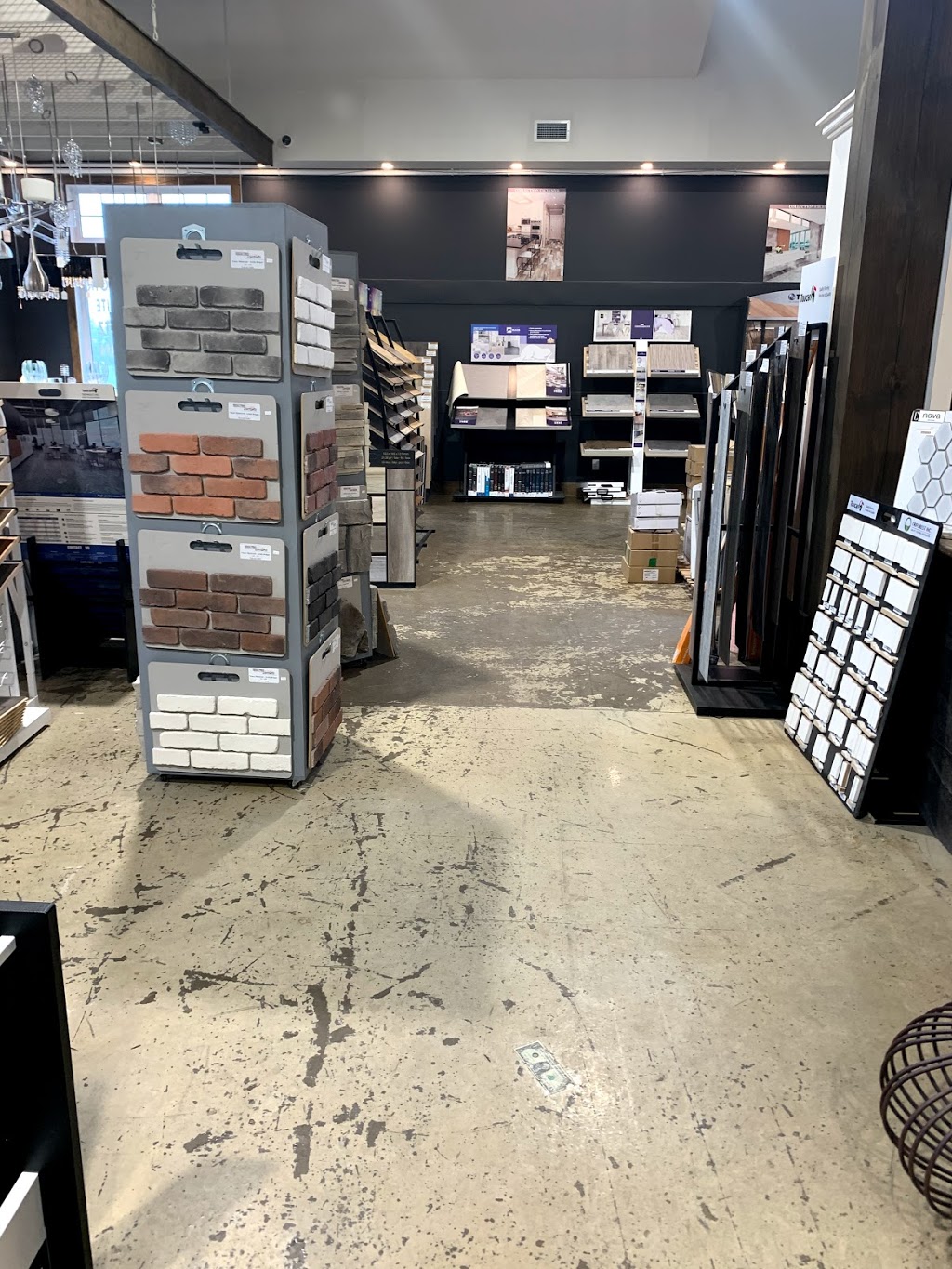 Cera-Nord Centre du Couvre Plancher | 676 Rue de Saint Jovite, Mont-Tremblant, QC J8E 3J8, Canada | Phone: (819) 425-5252