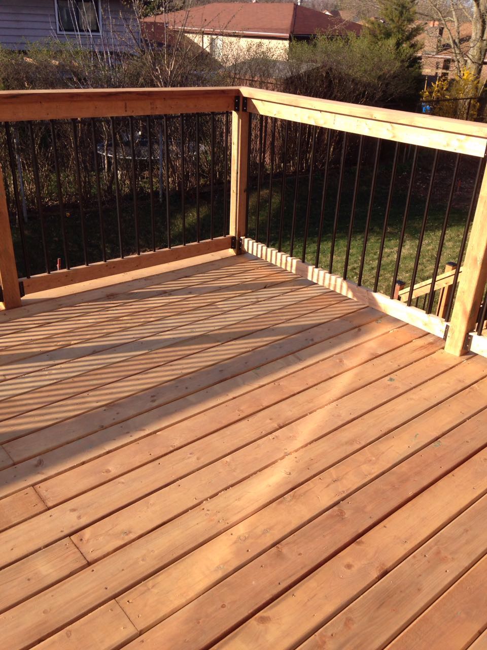 London Fence & Deck | 1120 Pond View Rd, London, ON N5Z 4K4, Canada | Phone: (519) 777-4049