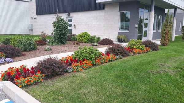 Garage municipal | 1180 Bd Industriel, Farnham, QC J2N 3B5, Canada | Phone: (450) 293-3178