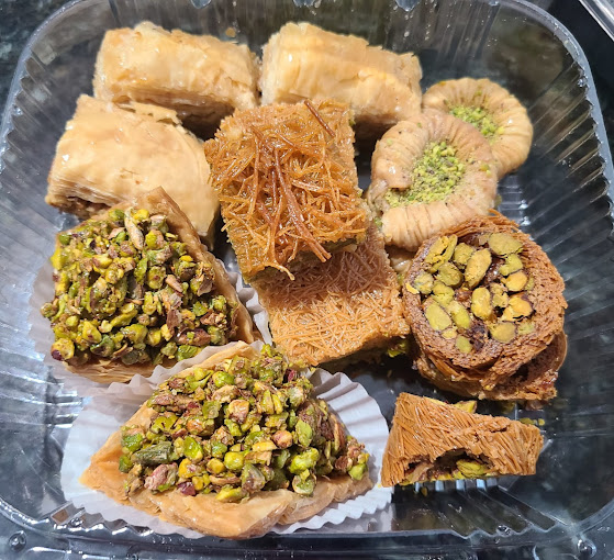 Baklawa King Inc. | 1808 Rymal Rd E #1, Hamilton, ON L0R 1P0, Canada | Phone: (905) 561-9700