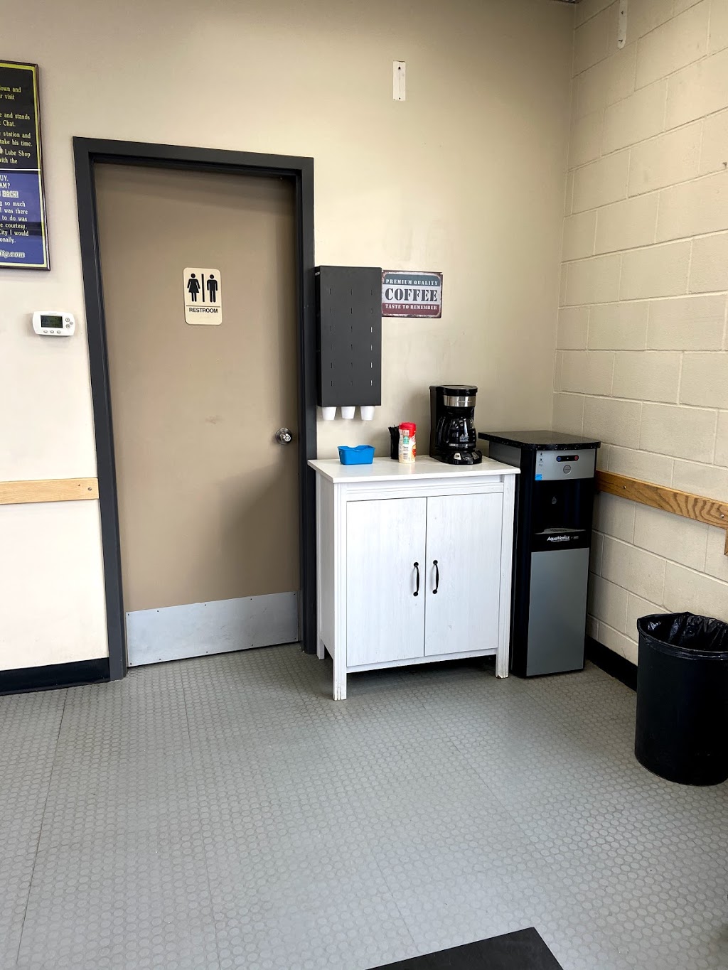 Lube City | 9904 35 Ave NW, Edmonton, AB T6E 6B2, Canada | Phone: (855) 642-5823
