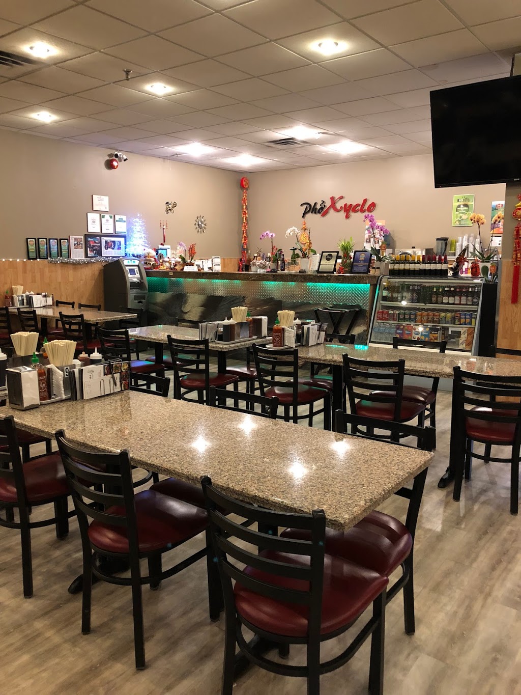 Pho Xyclo Vietnamese Restaurant | 6175 Dunn St, Niagara Falls, ON L2G 2P4, Canada | Phone: (905) 353-8472