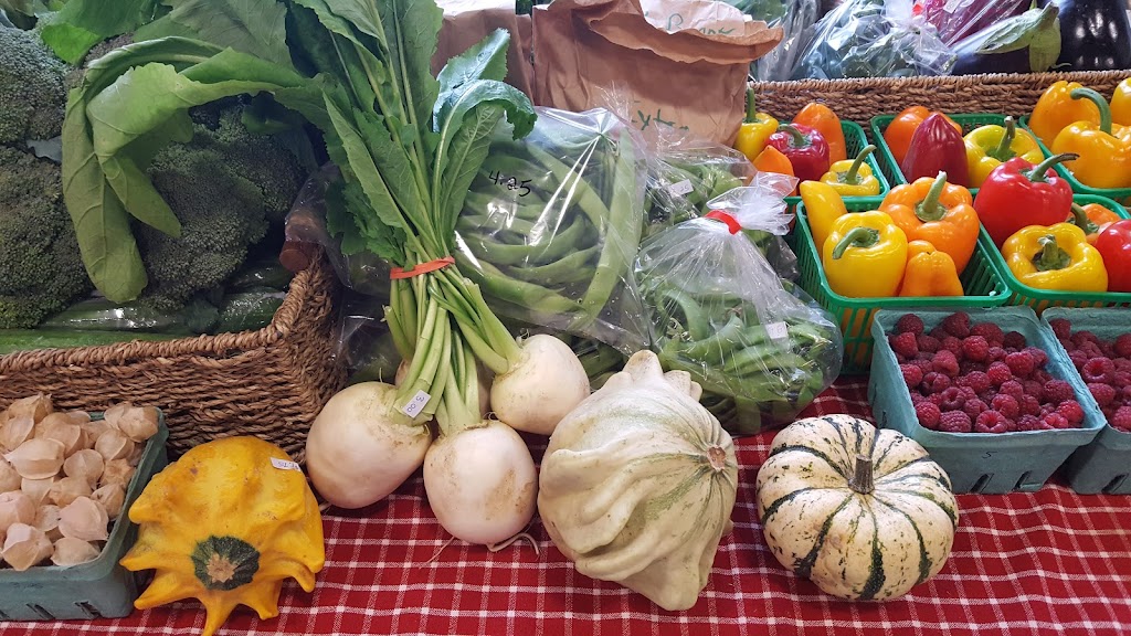 Baileys Local Foods | 16 William St W, Waterloo, ON N2L 1J3, Canada | Phone: (519) 497-2350