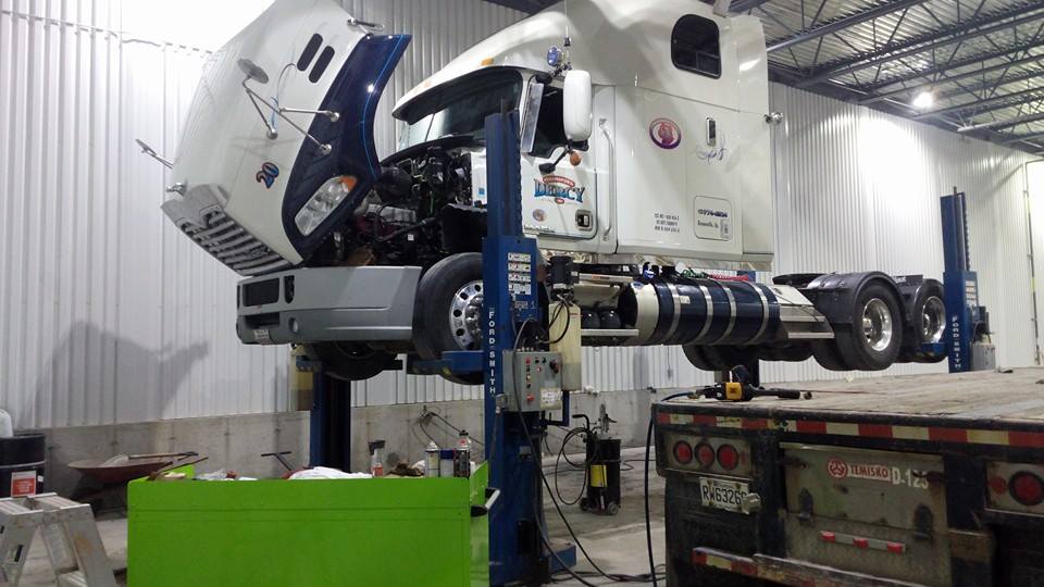 Transport Dercy Inc | 235 181e Rue, Beauceville, QC G5X 2S9, Canada | Phone: (418) 774-6524