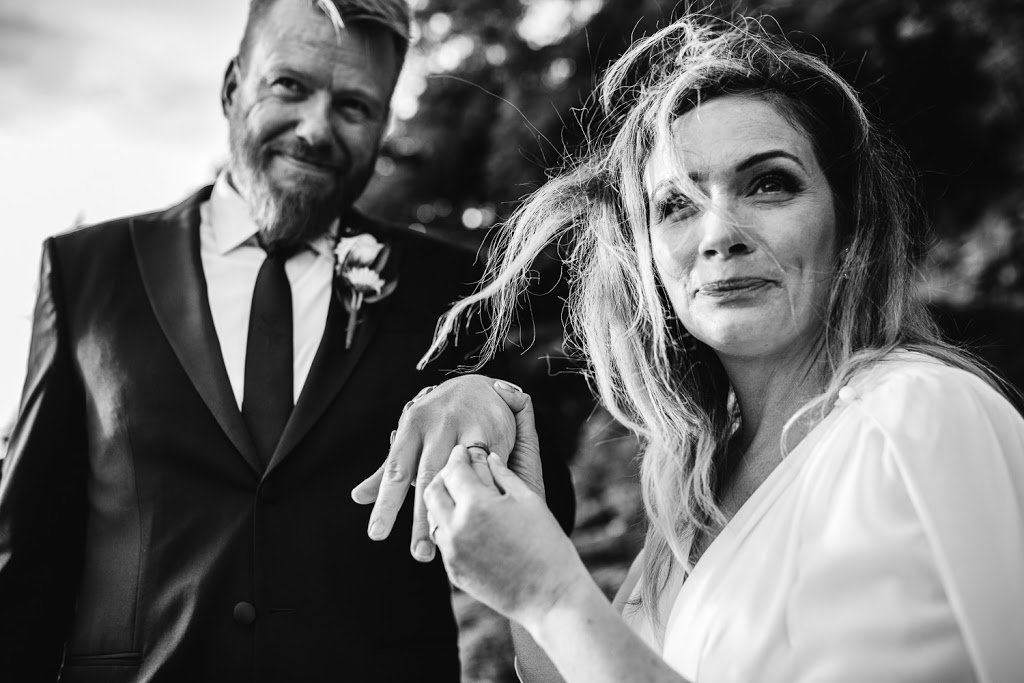 Red Cedar Photography | 8520 W Coast Rd, Sooke, BC V9Z 1H2, Canada | Phone: (250) 507-0787