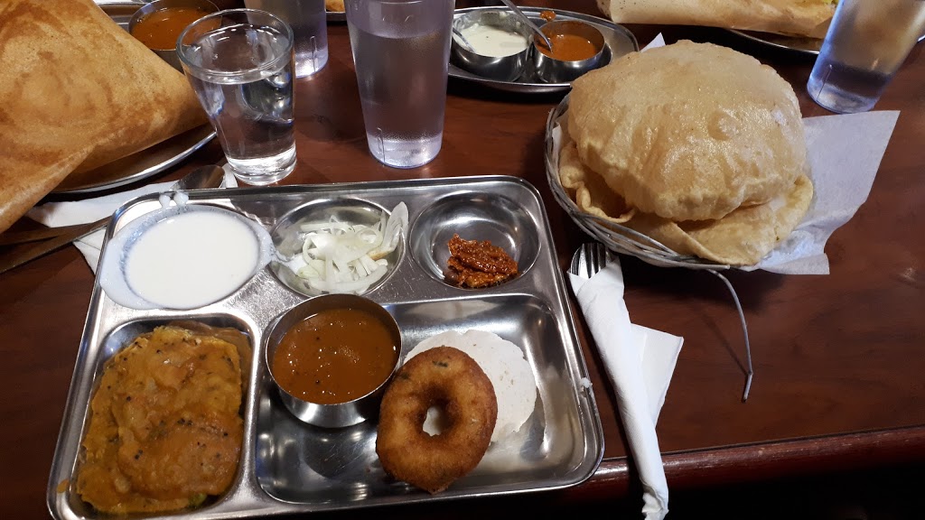Mayuri Indian Cuisine | 12677 80 Ave #102A, Surrey, BC V3W 3A6, Canada | Phone: (604) 572-3255