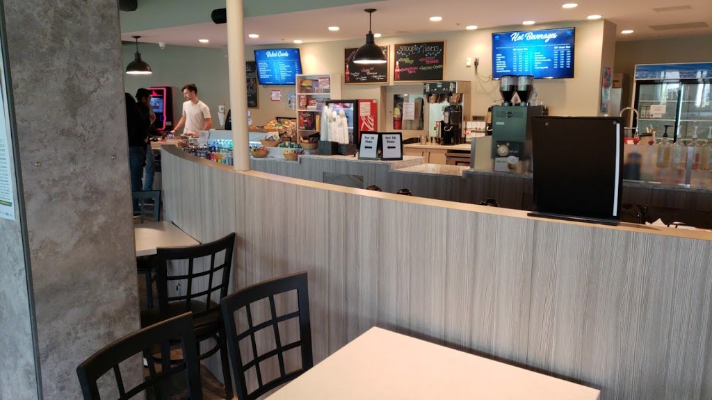 IQs Café & Billiards | 303 University Centre, Winnipeg, MB R3T, Canada, Canada | Phone: (204) 474-9448
