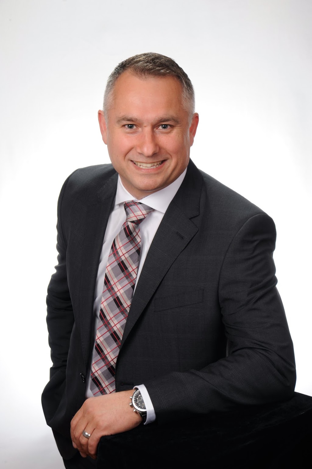 Bauer Homes by Maciej | 1654 Lakeshore Rd W, Mississauga, ON L5J 1J3, Canada | Phone: (416) 275-7436