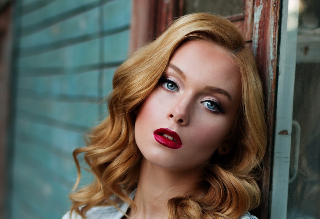 Soie Hair Salon | 10501 Weston Rd, Vaughan, ON L4H 4G8, Canada | Phone: (416) 402-9492