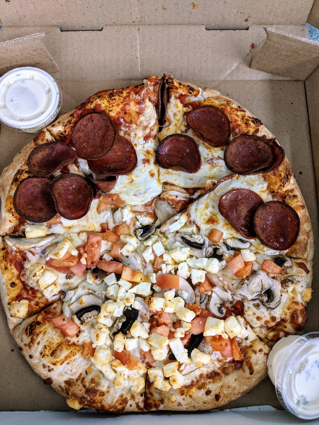 Romana Pizza & Wings | 910 Queenston Rd, Stoney Creek, ON L8G 1B5, Canada | Phone: (905) 662-9999
