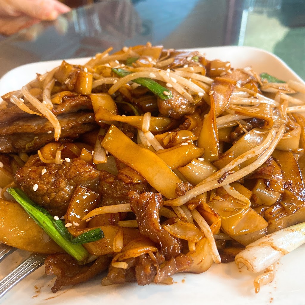 852 Hong Kong Cafe | 3040 Calgary Trail NW, Edmonton, AB T6J 7C2, Canada | Phone: (780) 440-1328