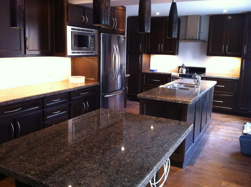Canabrastone Granite Countertops | 6 Birchwood Ln, Essa, ON L0M 1B1, Canada | Phone: (705) 424-6262