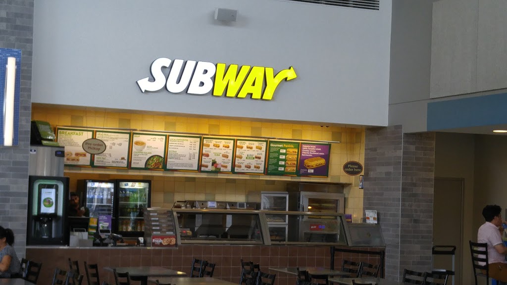 Subway | 13850 Steeles Ave Toronto Premium Outlets Suite 800, Halton Hills, ON L7G 0J1, Canada | Phone: (905) 876-2108