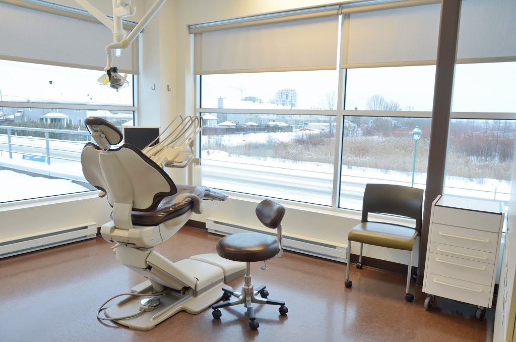 Centre dentaire Patricia Skaf | 3625 Boulevard Curé-Labelle #201, Laval, QC H7P 0A5, Canada | Phone: (450) 622-3030