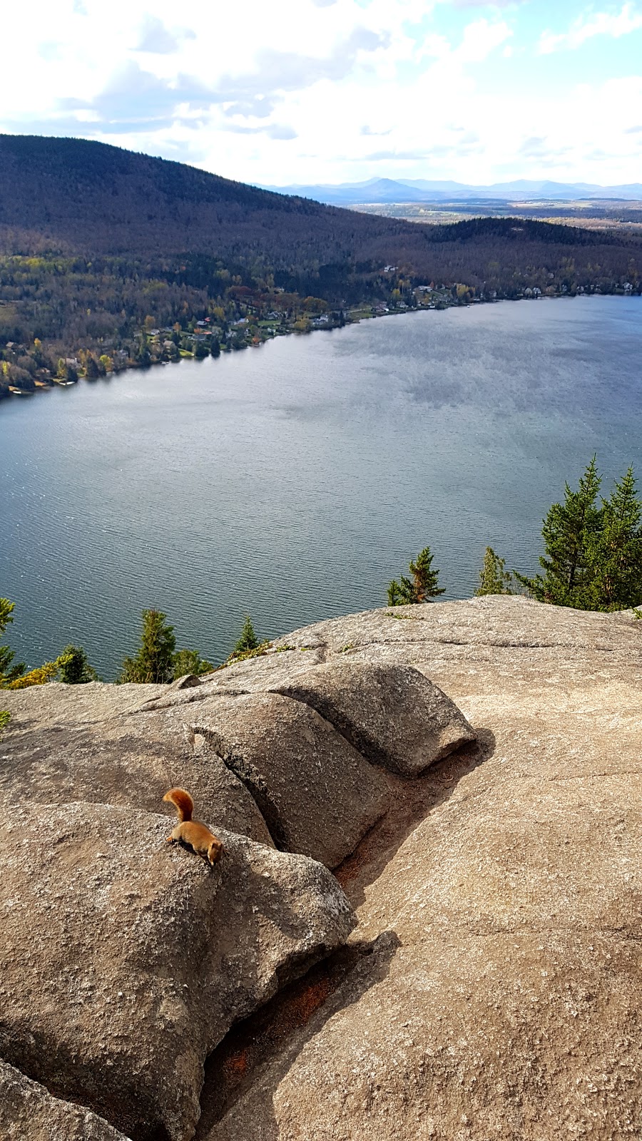 Mont Pinacle | 1883 Chemin May, Coaticook, QC J1A 2S4, Canada
