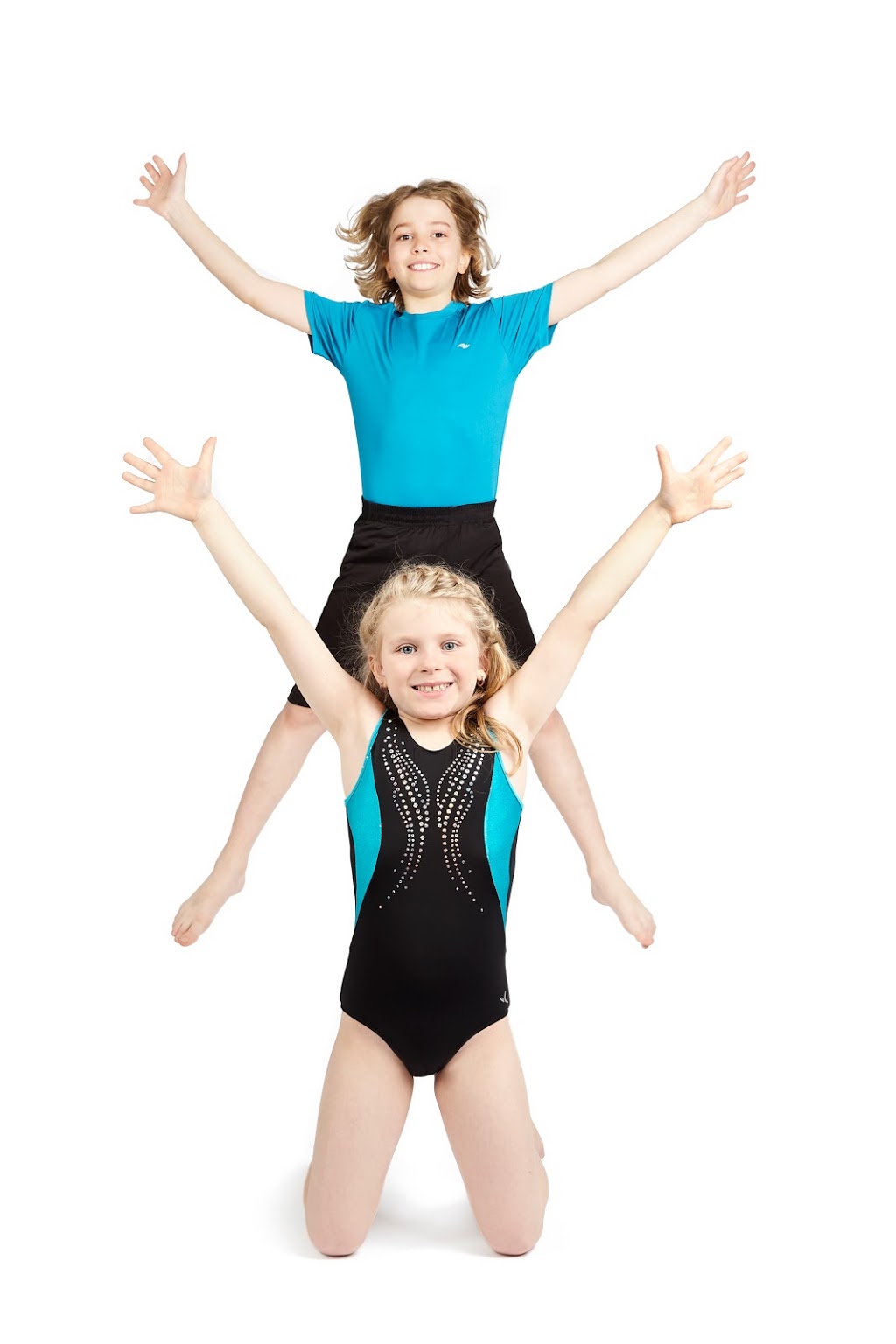 Club Acrobat | 3400 Boulevard Losch #41, Saint-Hubert, QC J3Y 5T6, Canada | Phone: (514) 224-1527