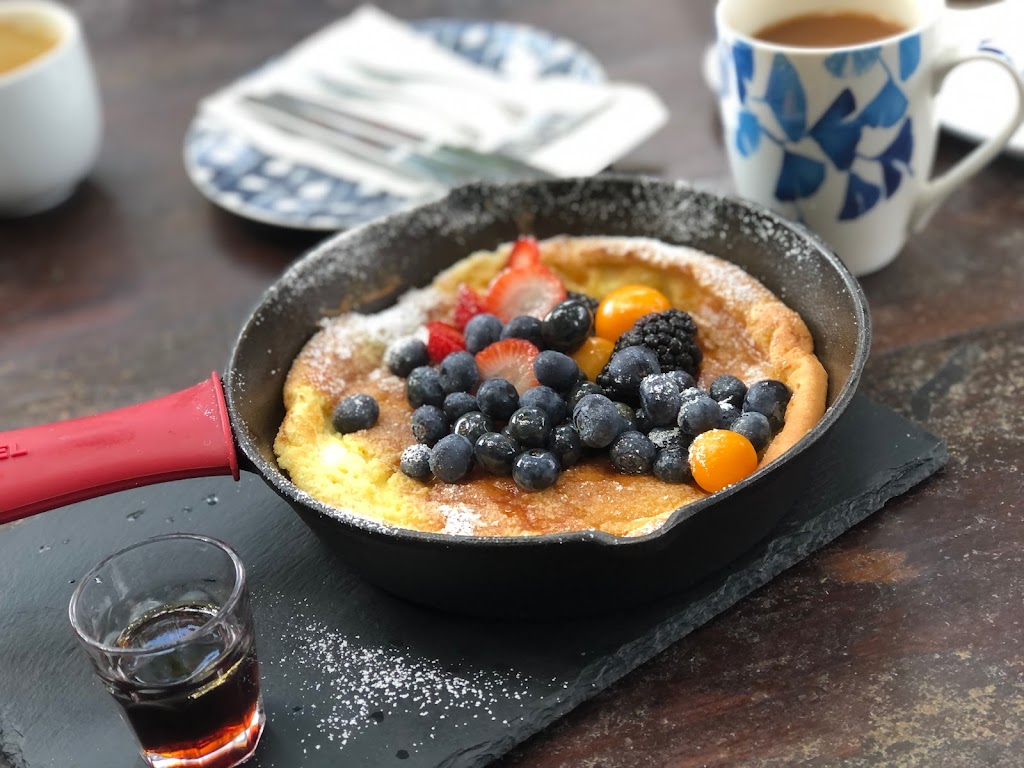 The Arch Café | 293 Augusta Ave, Toronto, ON M5T 2M2, Canada | Phone: (416) 927-7474