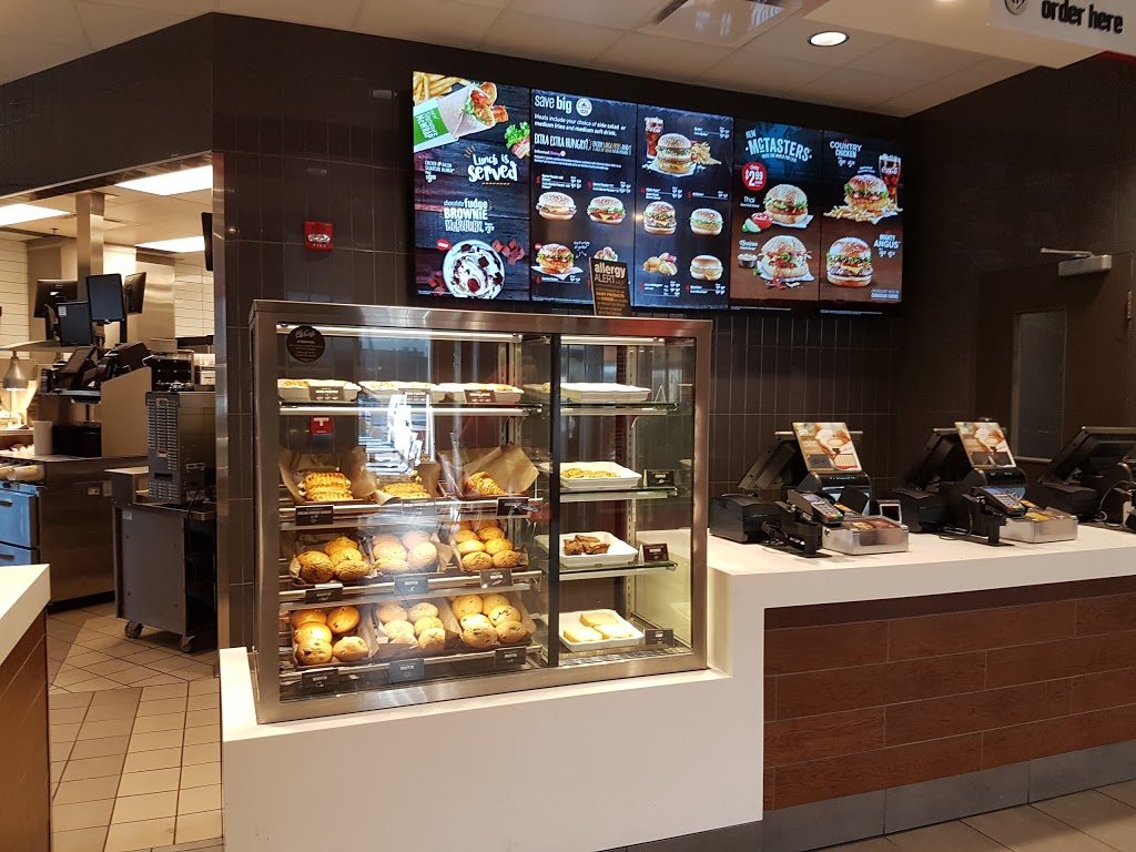 McDonalds | 979 Henderson Hwy, Winnipeg, MB R2K 2M2, Canada | Phone: (204) 949-5110
